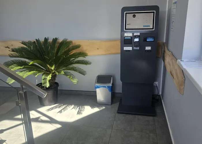 Agma Hotel Jasien (Zary)